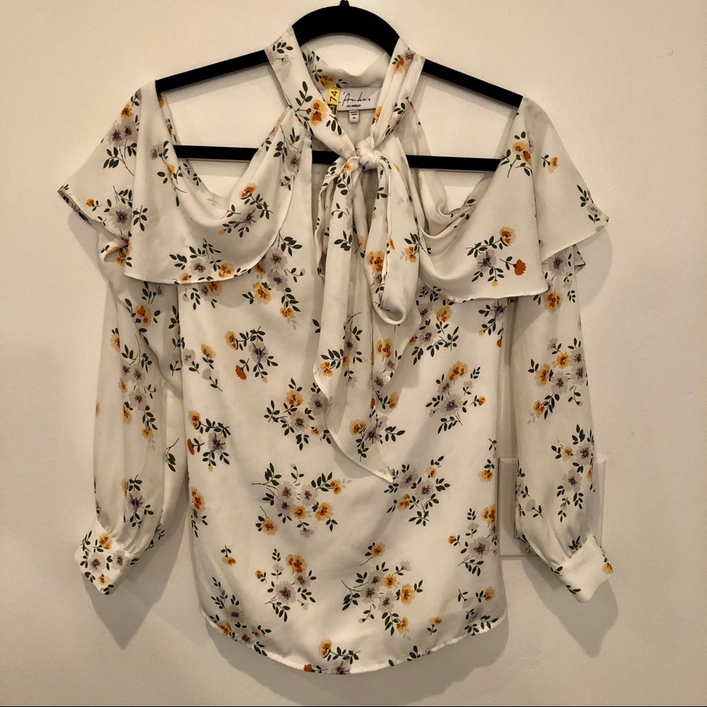 L’Academie 70’s floral blouse